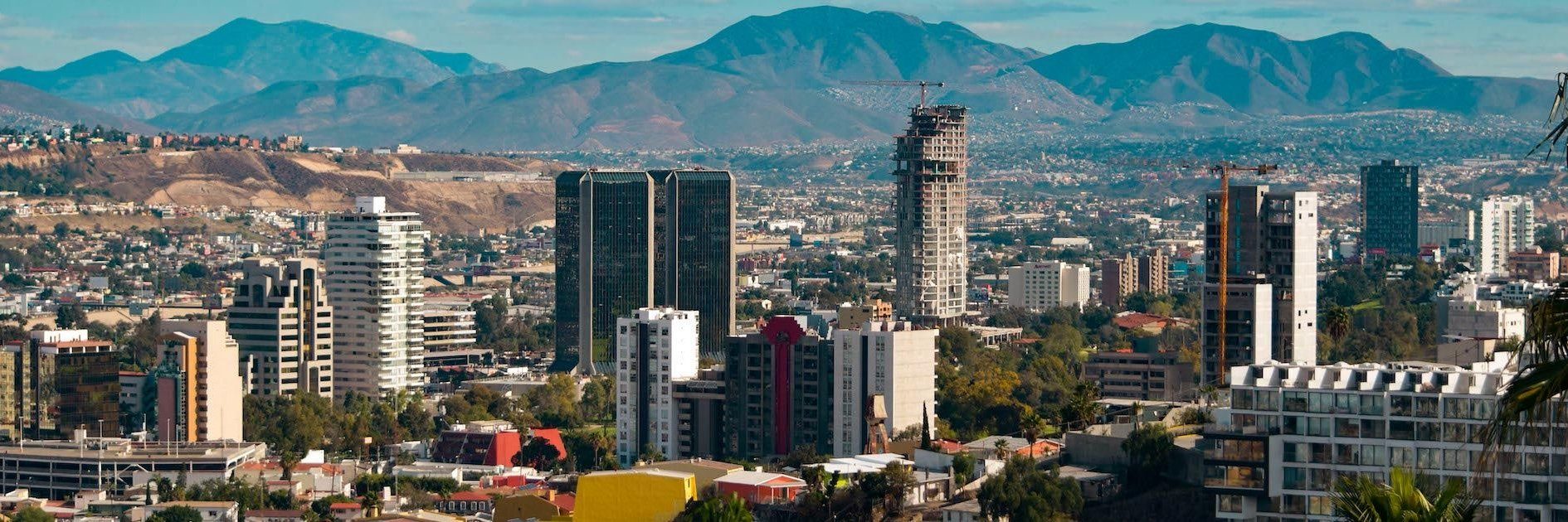 Panoramic view of Tijuana with the hills behind